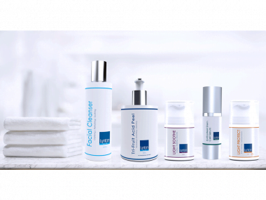 Lynton Lasers Unique Skincare Range Including The Lynton Cleanser, Tri-Fruit Acid Peel, Light Soothe, Stem Cell and SPF 50